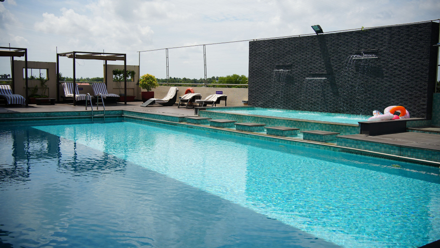 Sport & Beauty 2, Flora Airport Hotel and Convention Centre Kochi, Ernakulam