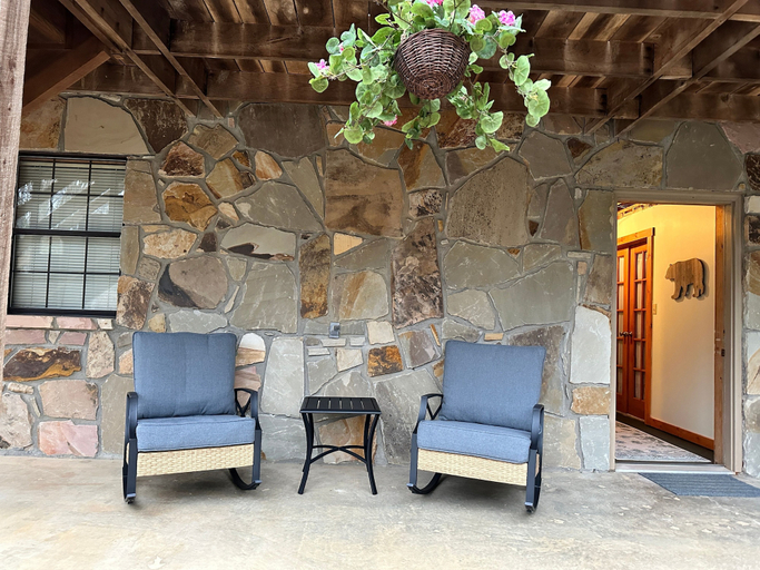 Others 5, Bruno's Mountain Cave 3 Bedroom Cabin by RedAwning, Sevier