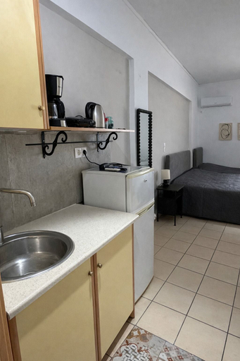 Room 2, Angelika Rooms, Peloponnese