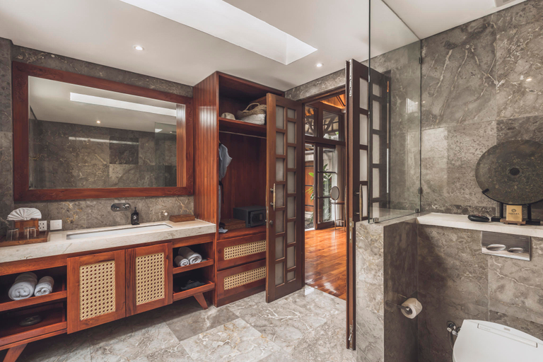 Bathroom 5, Asvara Villa Ubud by Ini Vie Hospitality, Gianyar