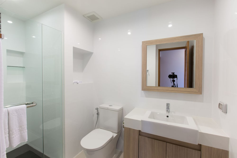 Bathroom 4, Sugar Palm Residence, Phuket Island