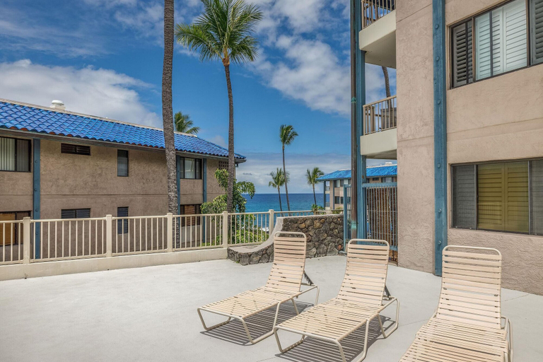 Property grounds 3, Kona Reef#a12, Hawaii