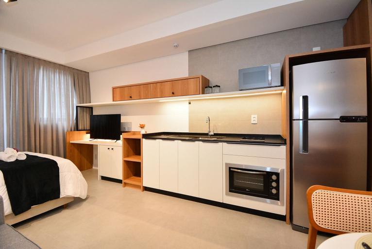 Room 5, Studio em frente a UFSC e HU - 309A, Florianopolis