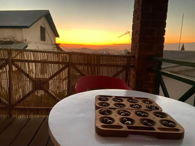 Food & Drinks, M'Serenity Guest House, Analamanga