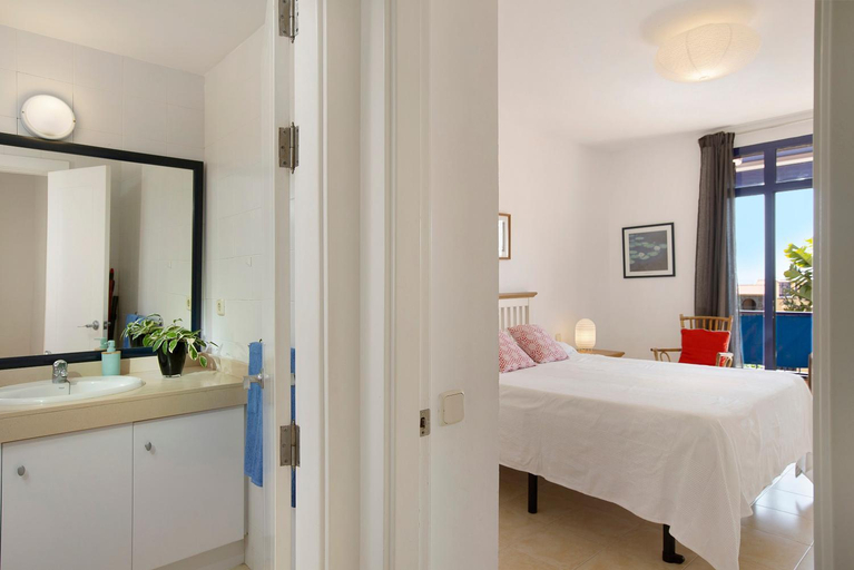 Bedroom 3, Free Airport Shuttle and Parking, Las Palmas