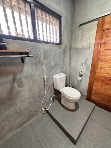 Bathroom 4, Paradise Palm Beach Bungalows and Dive Center, Karangasem
