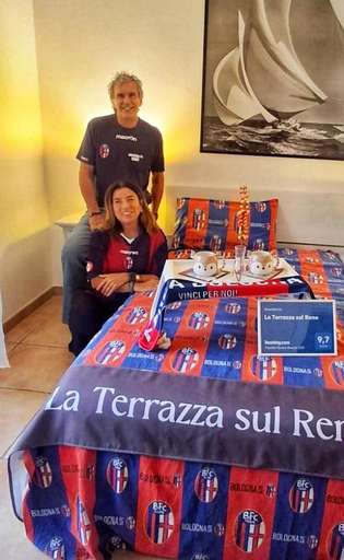 Food & Drinks, La Terrazza sul Reno - in pieno centro-due passi da Villa Chiara - comodo Unipol Arena, Bologna