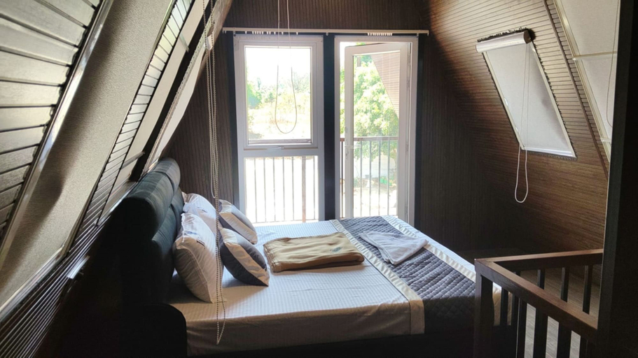 Room 2, JP GLAMPING RESORT, Vellore