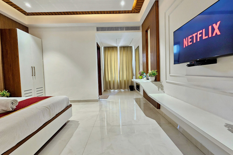 Room 5, TrueLife SRB Suites, Chittoor