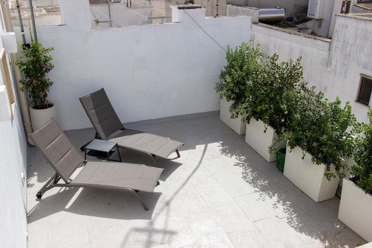 Others 3, HOSTuni, Brindisi