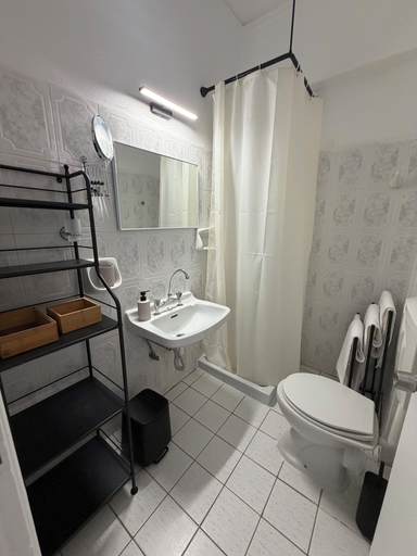 Bathroom 4, Angelika Rooms, Peloponnese