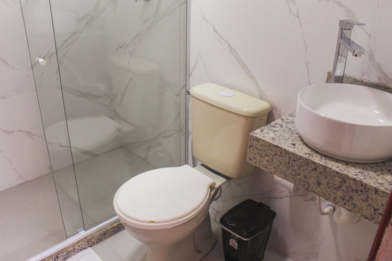 Bathroom 5, Pousada Porto Maresias, Cabo Frio