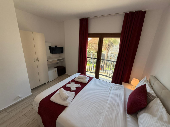 Room 2, Sığacık Olive Hotel, Seferihisar