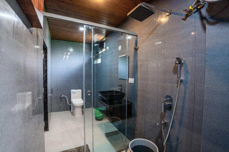 Bathroom 5, Rio De Grande, South Goa