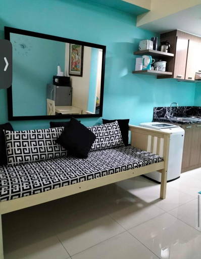 3, Charming Condo with Private Pool in Las Pias, Philippines, Las Piñas