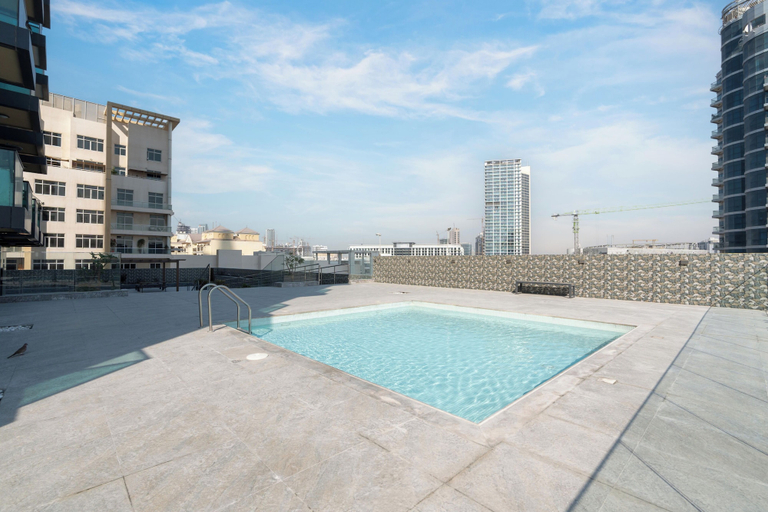 Sport & Beauty 4, Smaya Holiday Homes -Square Tower, Dubai