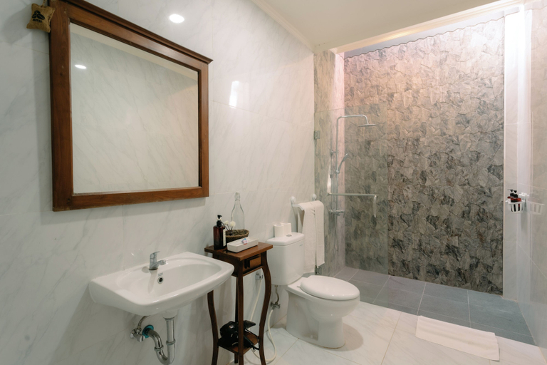 Bathroom 2, Villa Casa de Sonya, Badung