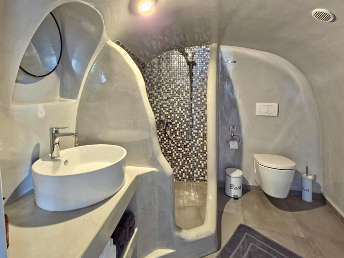 Bathroom 5, Aqua & Terra Traditional Cave Houses, South Aegean