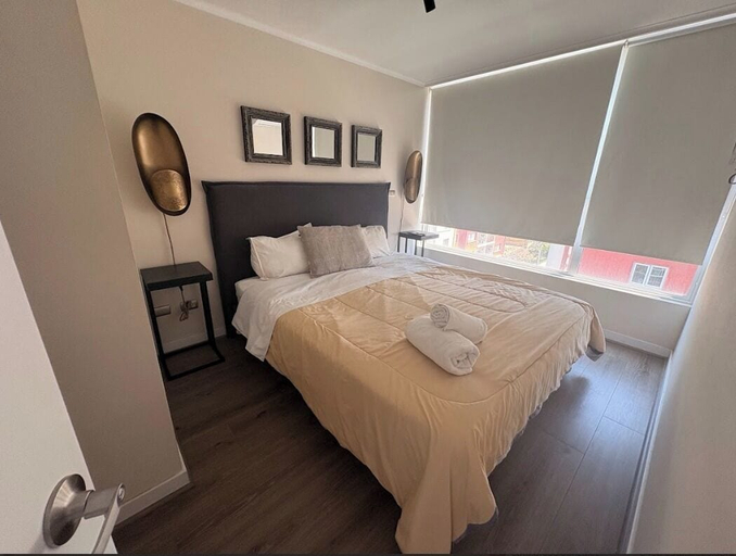 Room 2, Ñuñoa - Metro Irarrazaval, Cordillera
