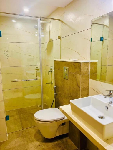 Bathroom 5, Royal Residency Udaipur, Udaipur