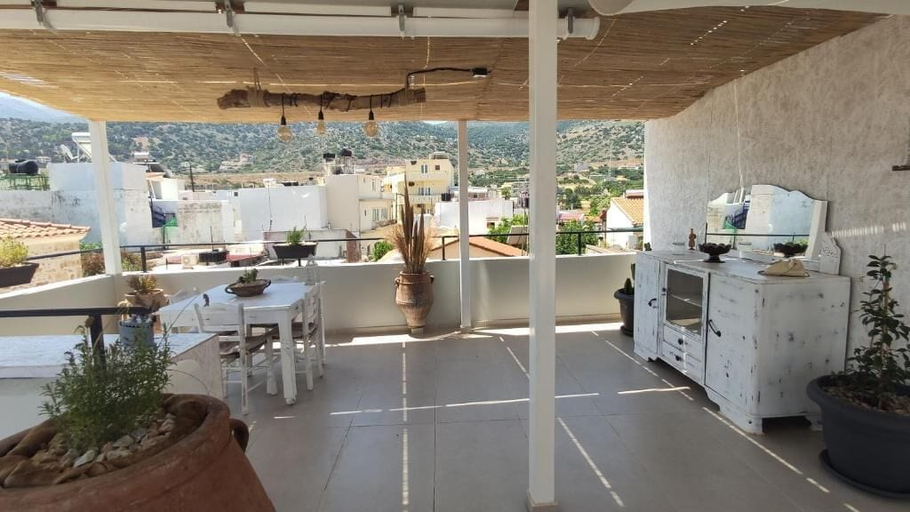 Outdoor dining, malia boutique studios, Crete