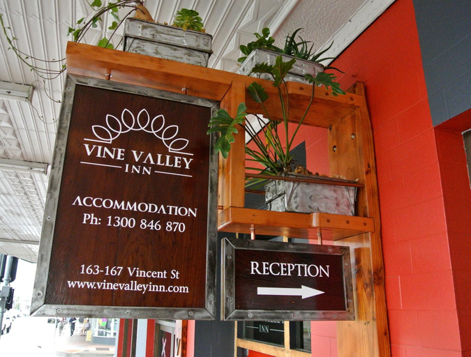 Exterior & Views 2, Vine Valley Inn, Cessnock