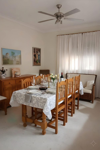 Others 5, Chalet con Piscina Privada y Barbacoa Jerez ideal para familias, Cádiz