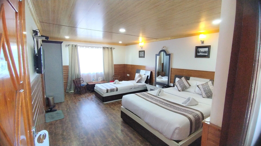 Room 5, Kasturi Palace Near Ava Art Gallery, East Sikkim