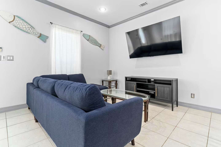 Interior 4, Modern Beachside Condo w/ Pool-south Padre Island, Cameron