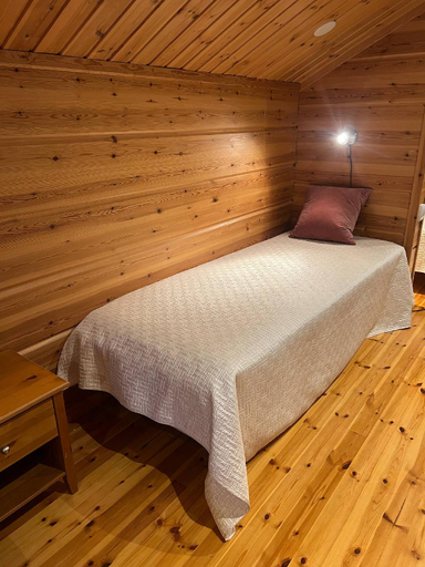 Bedroom 3, Villa Aurora with spectacular views to Pyh fell, Lapland