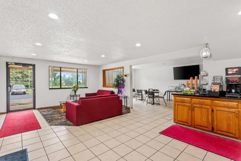 Public Area 3, Quality Inn & Suites Howe - Sturgis, LaGrange