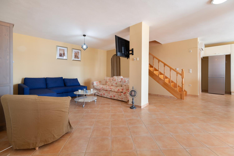 Others 4, Spacious Villa With a Pool, Attica