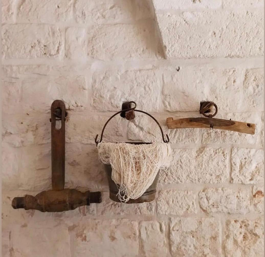 Bathroom 4, Masseria Morrone, Brindisi