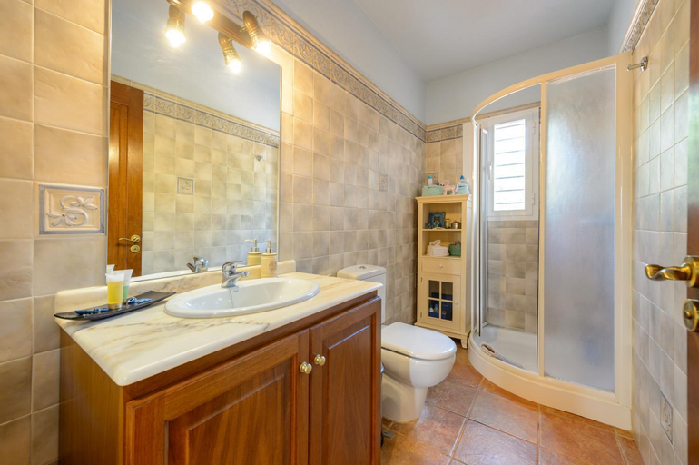 Bathroom 4, Sa Vinyeta, Baleares