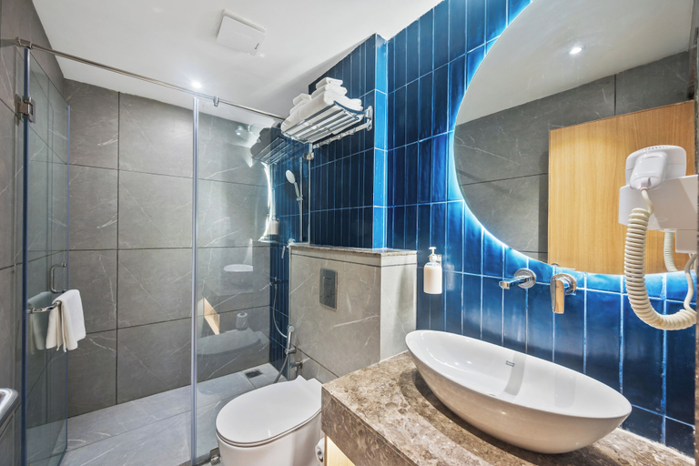 Bathroom 4, HOTEL MANORAMA VIJAYAWADA by IHG, Krishna