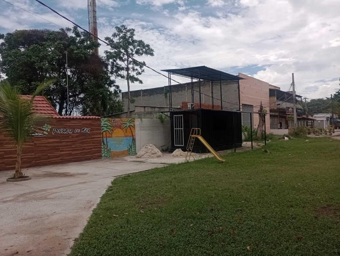 Miscellaneous, Container Black, Rio de Janeiro