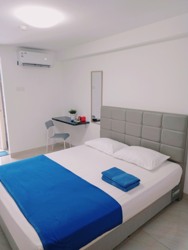Others 4, Smart TV Room Studio Green Park View, West Jakarta