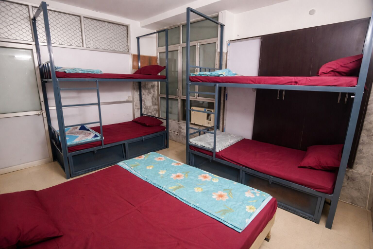 Room 3, Vrindavan Bunk Hostel by Shiva - 5min Walk from Prem Mandir, Mathura