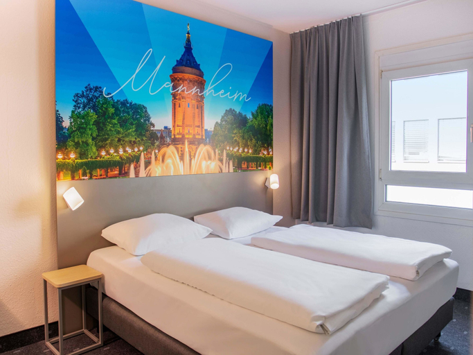 Bedroom 5, B&B HOTEL Mannheim-City, Mannheim