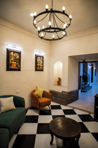 Living area 2, Hotel Ferre Cusco, Cusco