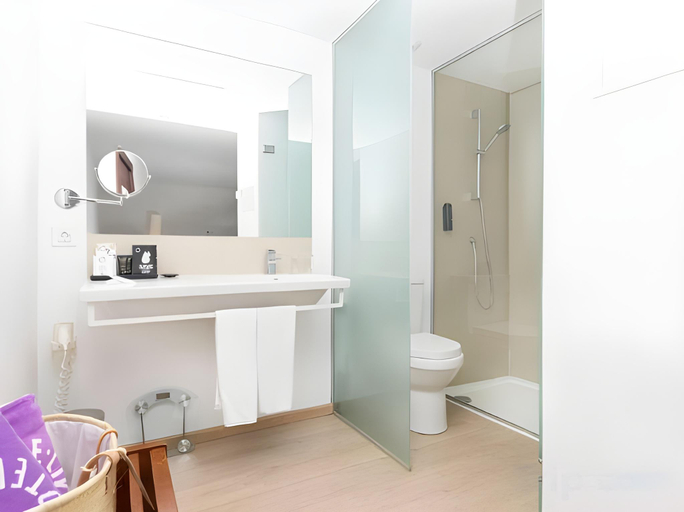 Bathroom 4, Be Live Adults Only La Cala Boutique, Baleares