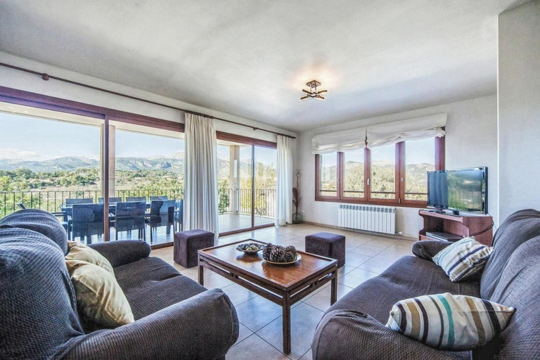 Others 4, House in Majorca with Pool and Mountain Views, Baleares