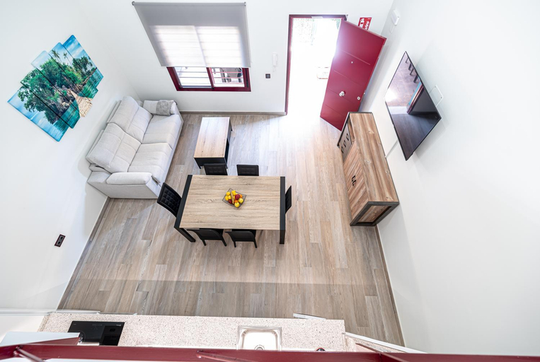 Others 4, Ocean Suites A5, Huelva