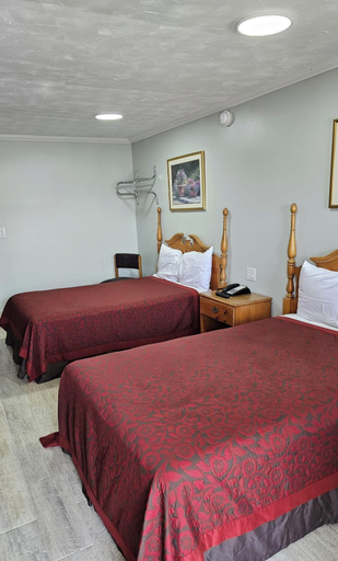 Room 3, Deluxe Inn Elkton, Cecil
