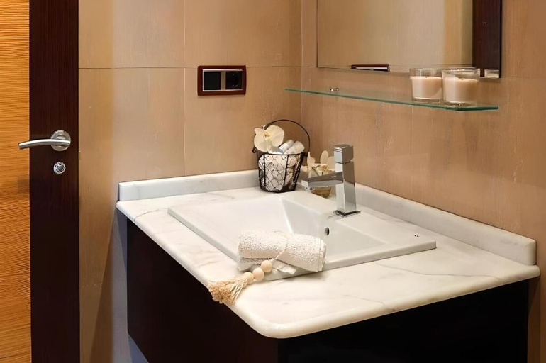 Bathroom 4, HOTEL EIBAR, Guipúzcoa