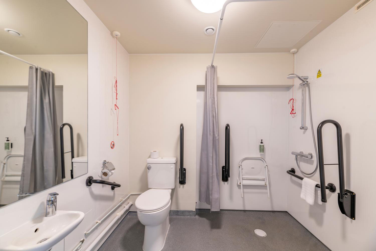 Bathroom 4, easyHotel Croydon, London