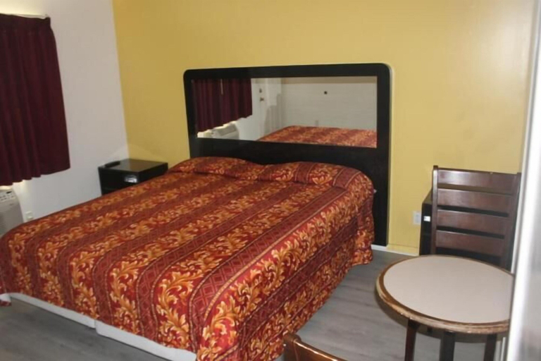 Bedroom 5, CINEMA MOTEL, Los Angeles
