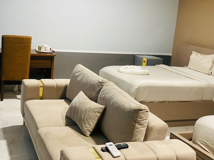 Room 5, SNL Mountain View Hotel, Asuogyaman