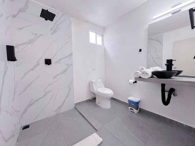 Bathroom 3, Downtown Suites - Hotel Boutique by Maraf, Benito Juárez