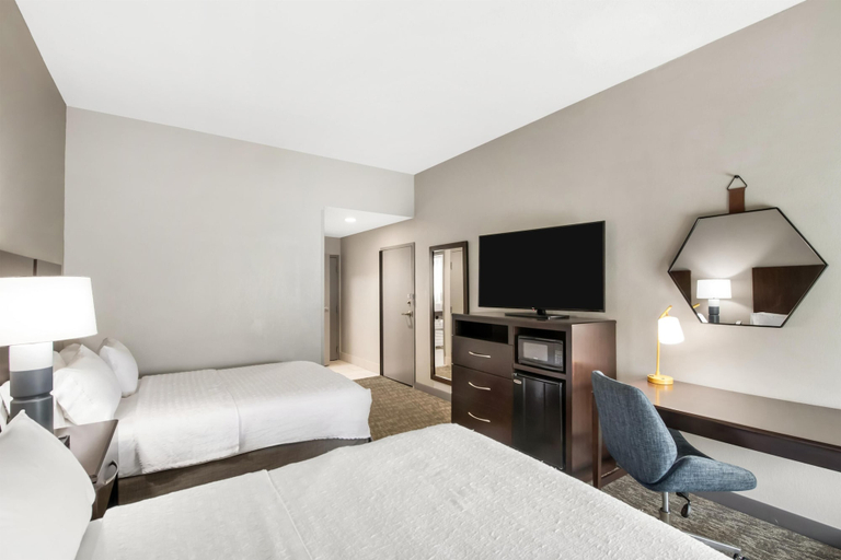 Bedroom 3, Hampton Inn Milledgeville, Baldwin
